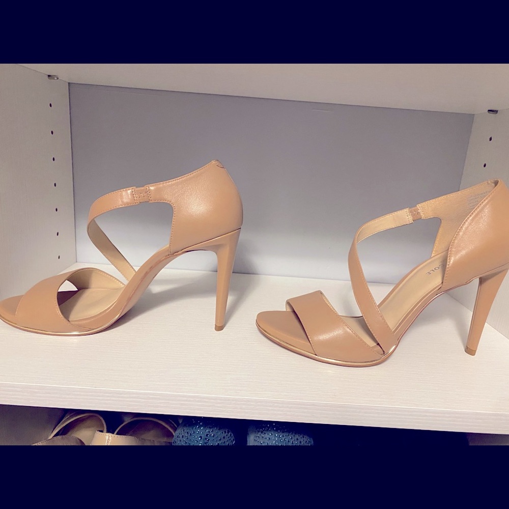 Kenneth Cole Baylee Sandal